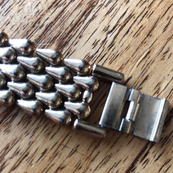 Elgin Diamond Quartz Watch - Picture 8 of 16